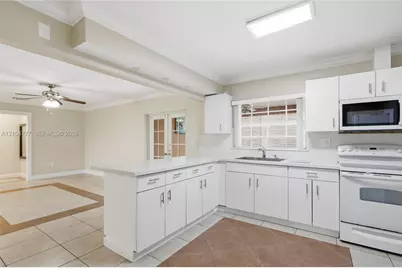 2461 SW 117th Ct, Miami, FL 33175 - Photo 12