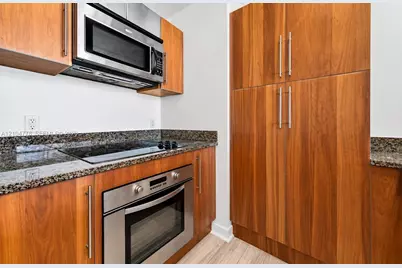 300 S Biscayne Blvd #T-2407, Miami, FL 33131 - Photo 16