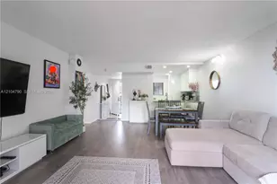 8075 SW 107th Ave, Miami, FL 33173 - Photo 30