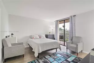 8075 SW 107th Ave, Miami, FL 33173 - Photo 12