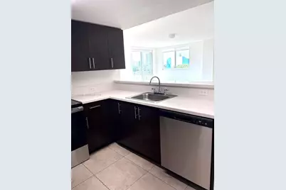 2425 SW 22nd Ter #505, Miami, FL 33145 - Photo 4