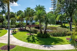 2801 NE 183rd St, Aventura, FL 33160 - Photo 2