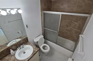 1000 West Ave, Miami Beach, FL 33139 - Photo 18