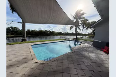 17558 SW 13th St, Pembroke Pines, FL 33029 - Photo 18