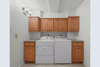 6097 Balboa Cir #105, Boca Raton, FL 33433 - Photo 10