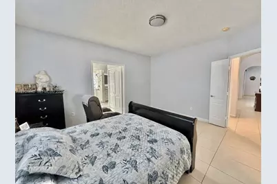9011 NW 162nd Ter #9011, Miami Lakes, FL 33018 - Photo 20