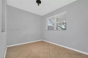 7032 Ambrosia, Naples, FL 34119 - Photo 10