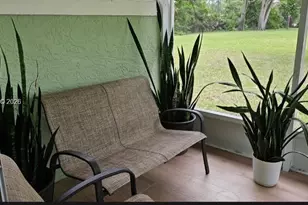 2058 SE Wild Meadow Cir, Port Saint Lucie, FL 34952 - Photo 32