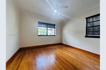 1470 Lincoln Ter #1, Miami Beach, FL 33139 - Photo 18