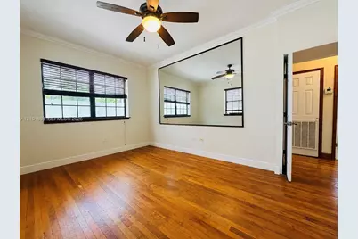 1470 Lincoln Ter #1, Miami Beach, FL 33139 - Photo 14