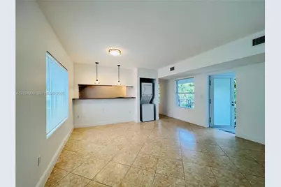 950 Bay Dr #7, Miami Beach, FL 33141 - Photo 8