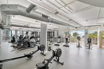 253 NE 2nd St #2509, Miami, FL 33132 - Photo 24