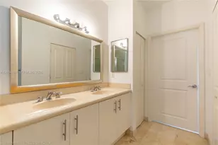 7900 Harbor Island Dr, North Bay Village, FL 33141 - Photo 22