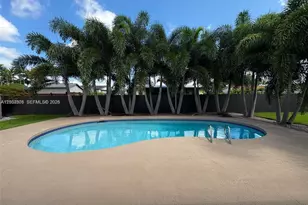 10431 SW 54th St, Miami, FL 33165 - Photo 22