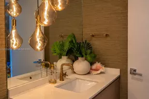 600 NE 27th St, Miami, FL 33137 - Photo 18