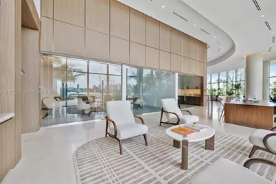 2411 Laguna Circle #3001, Miami, FL 33180 - Photo 2