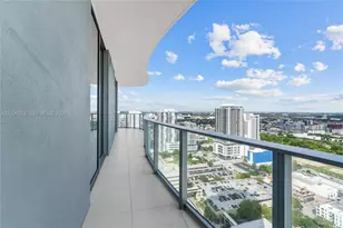 1400 Biscayne Blvd, Miami, FL 33132 - Photo 10