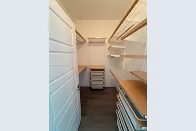 717 NE 191st St, Miami, FL 33179 - Photo 10