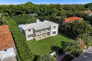 2534 Flamingo Dr, Miami Beach, FL 33140 - Photo 4