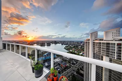 18101 Collins Ave #TS-5506, Sunny Isles Beach, FL 33160 - Photo 46