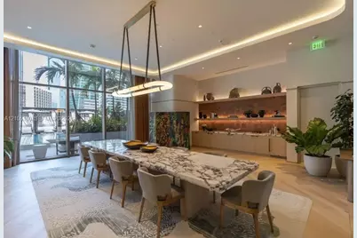 77 SE 5th St #2011, Miami, FL 33131 - Photo 14
