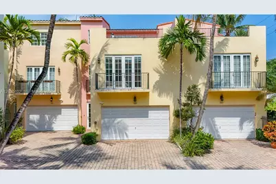 1125 NE 18th Ave #1125, Fort Lauderdale, FL 33304 - Photo 1