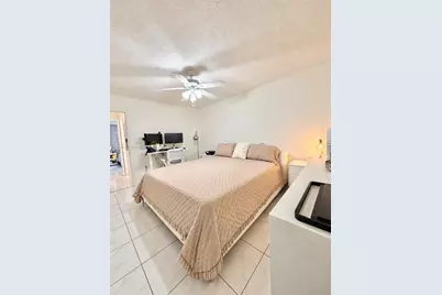 3375 W 76th St #230, Hialeah, FL 33018 - Photo 16