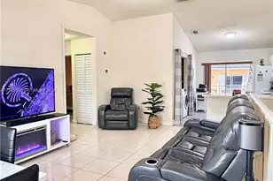 3375 W 76th St, Hialeah, FL 33018 - Photo 14
