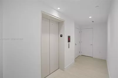 2411 Laguna Circle #1505, North Miami, FL 33181 - Photo 2