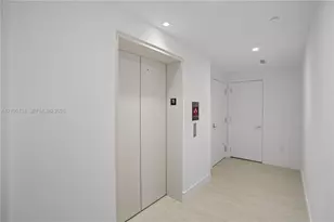 2411 Laguna Cir, North Miami, FL 33181 - Photo 2