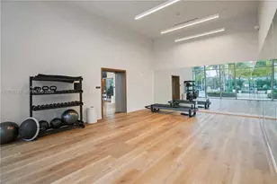 2411 Laguna Cir, North Miami, FL 33181 - Photo 62