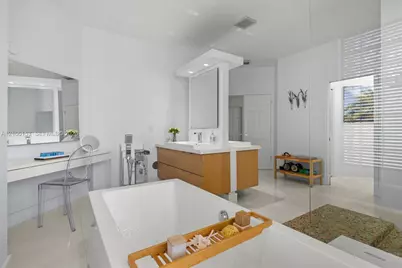 355 Coconut Cir, Weston, FL 33326 - Photo 56