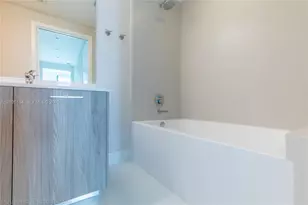 501 NE 31st St, Miami, FL 33137 - Photo 28