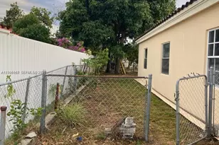 1840 NE 174th St, North Miami Beach, FL 33162 - Photo 14