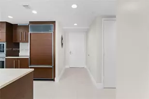 475 Brickell Ave, Miami, FL 33131 - Photo 20