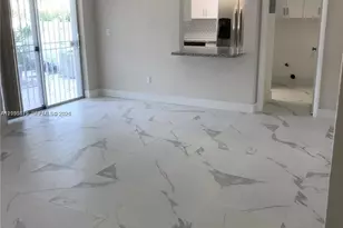 7443 Twin Sabal Dr, Miami Lakes, FL 33014 - Photo 2