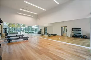 2411 Laguna Cir, North Miami, FL 33181 - Photo 20