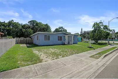 13645 NW 3rd Ave, North Miami, FL 33168 - Photo 2