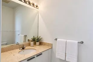 140 S Dixie Hwy, Hollywood, FL 33020 - Photo 12