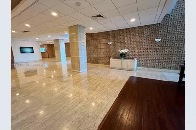 2899 Collins Ave #904, Miami Beach, FL 33140 - Photo 32