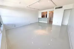 2899 Collins Ave, Miami Beach, FL 33140 - Photo 8