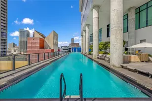 398 NE 5th St, Miami, FL 33132 - Photo 34