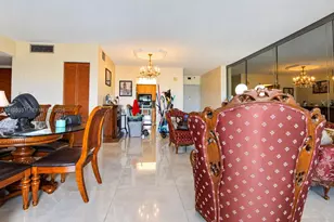 4675 W 18th Ct, Hialeah, FL 33012 - Photo 16