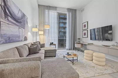 77 SE 5th St #1207, Miami, FL 33131 - Photo 2