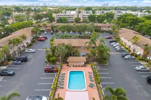 450 SE 7th St, Dania Beach, FL 33004 - Photo 36