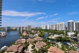 1000 Island Blvd, Aventura, FL 33160 - Photo 32