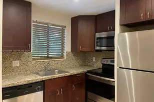 6900 SW 39th St, Davie, FL 33314 - Photo 2