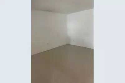 6801 Indian Creek Dr #604, Miami Beach, FL 33141 - Photo 4