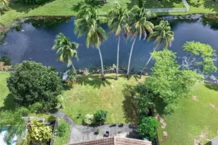 2633 Rio De Janeiro Ave, Cooper City, FL 33026 - Photo 6