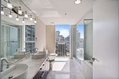 244 Biscayne Blvd #4308, Miami, FL 33132 - Photo 24